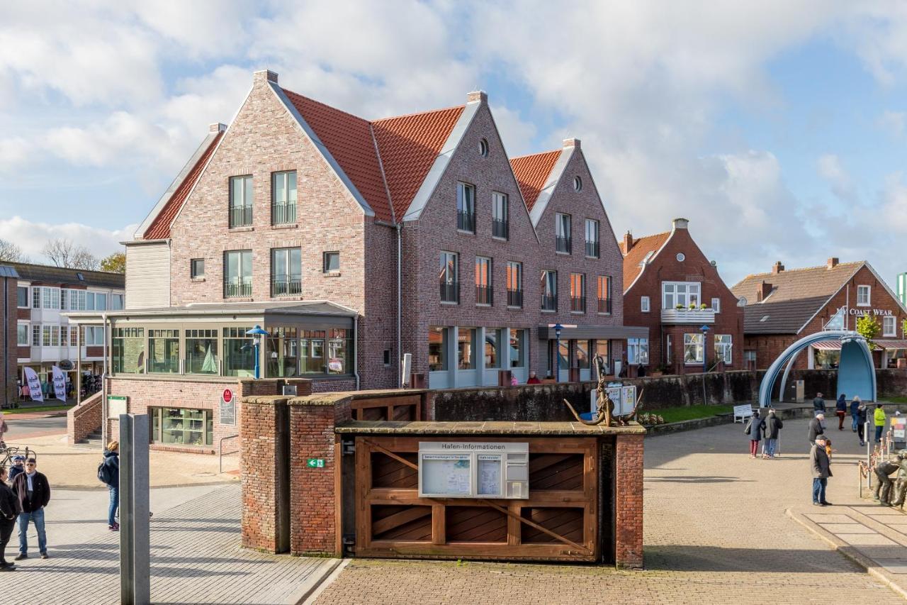 Mingers Hotel Neuharlingersiel Extérieur photo